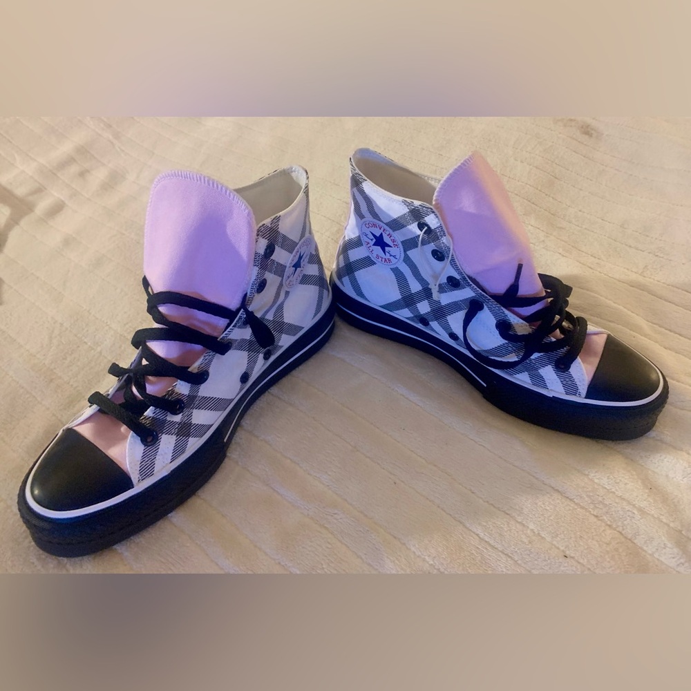 Converse Women's High-Top Sneakers - Black and Pink Plaid
